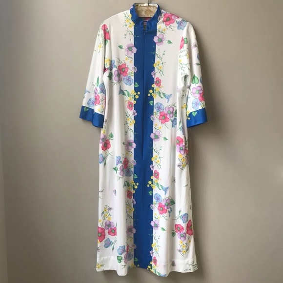 Evelyn Pearson Dresses & Skirts - Vintage 70s Psychedelic Mod Dress Evelyn Pearson